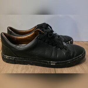 Frye Leather Low-Top Sneakers – Black – Women’s Size 6.5 – Good Condition